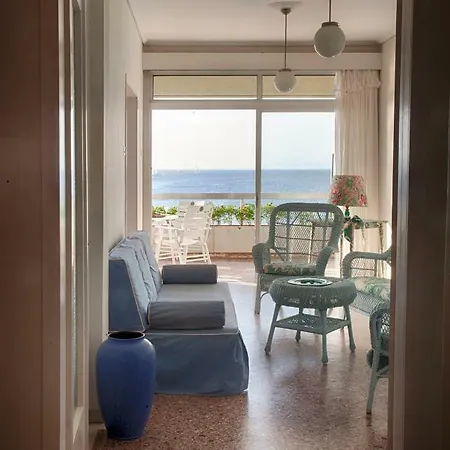 아파트 The Big Blue Apartment!!! *